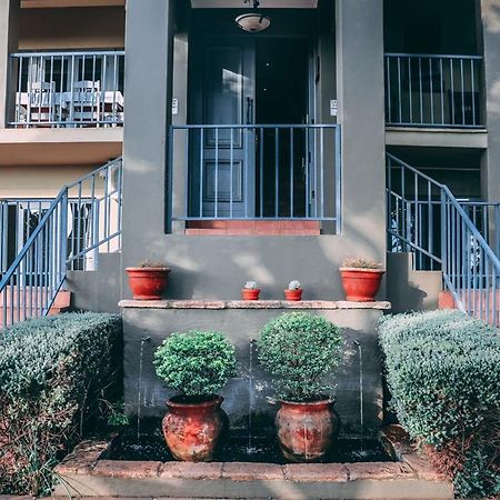 Amoris Guest House-Waterkloof Ridge Pretoria Exterior photo